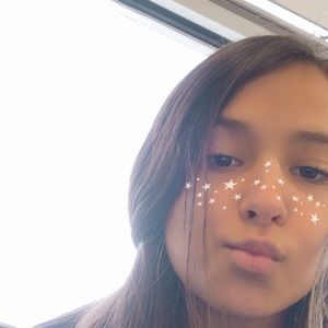 Meet your Posher, Ally